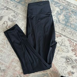 Lululemon wonder train 7/8 legging